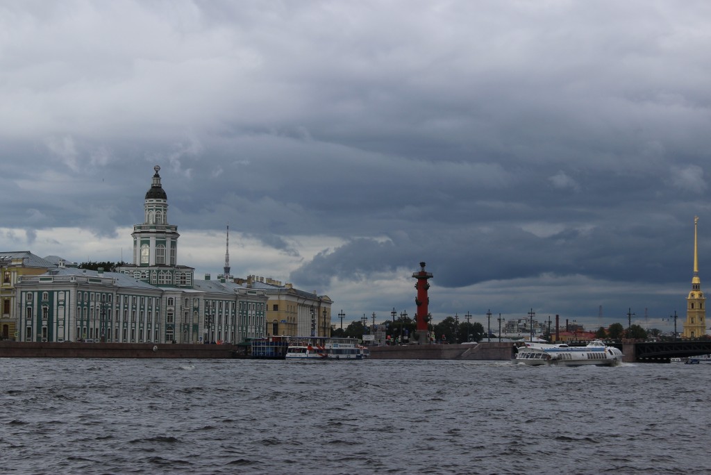 Водные экскурсии в Санкт-Петербурге, водные экскурсии по рекам и каналам, водные экскурсии по Неве, водные прогулки на развод мостов