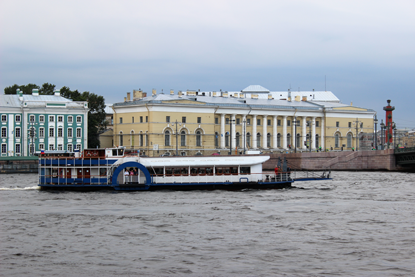 Водные экскурсии в Санкт-Петербурге, водные экскурсии по рекам и каналам, водные экскурсии по Неве, водные прогулки на развод мостов