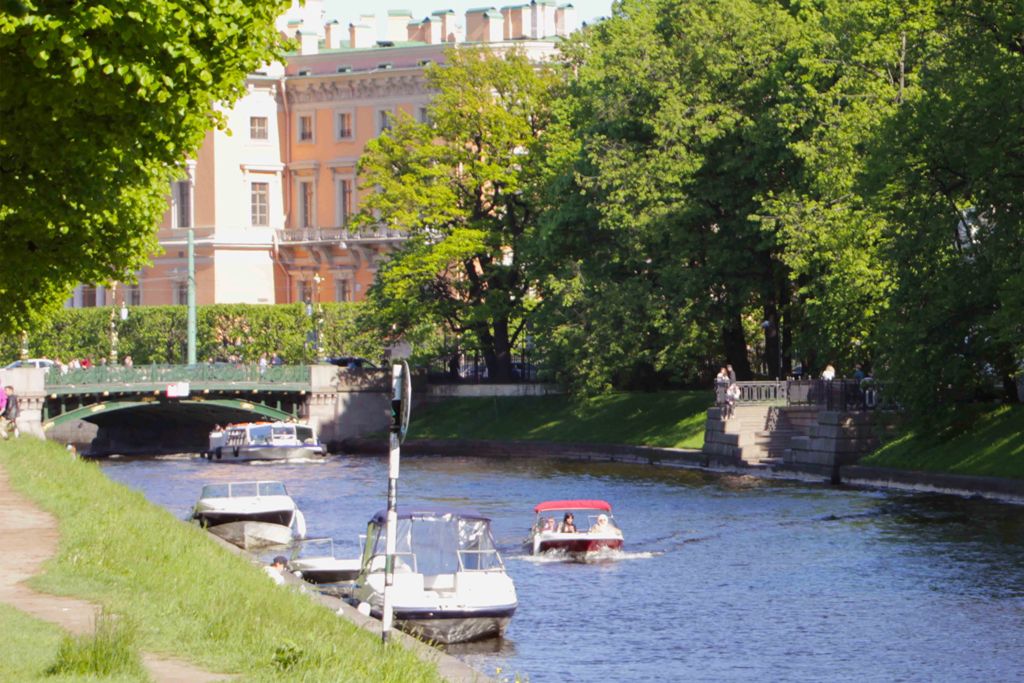 zakazat kater progulku na chas