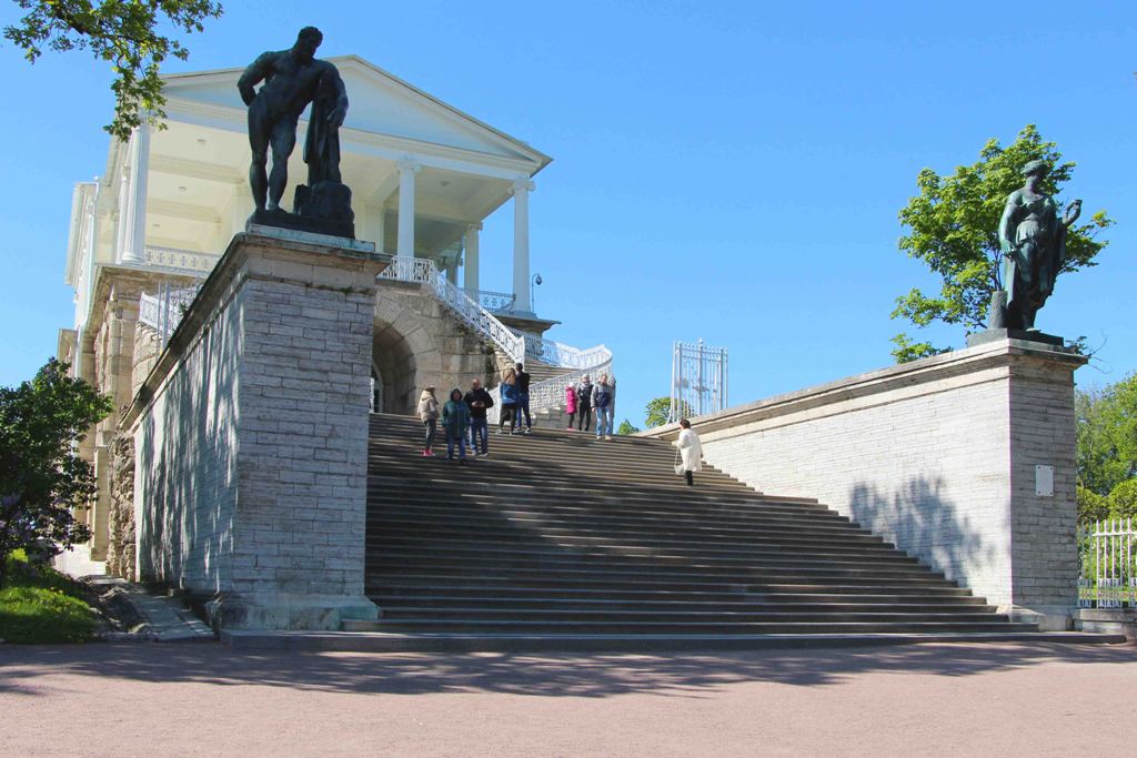 Pushkin avtorskie ekskursii po gorodu
