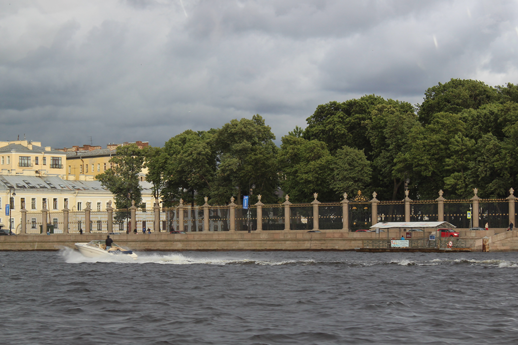 Водные экскурсии в Санкт-Петербурге, водные экскурсии по рекам и каналам, водные экскурсии по Неве, водные прогулки на развод мостов