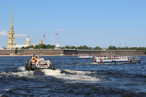 Водные экскурсии в Санкт-Петербурге, водные экскурсии по рекам и каналам, водные экскурсии по Неве, водные прогулки на развод мостов