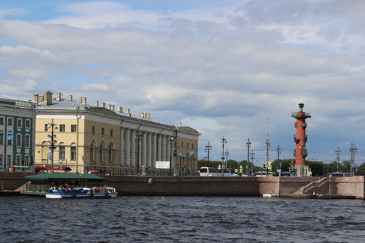 Пристани у Дворцового моста