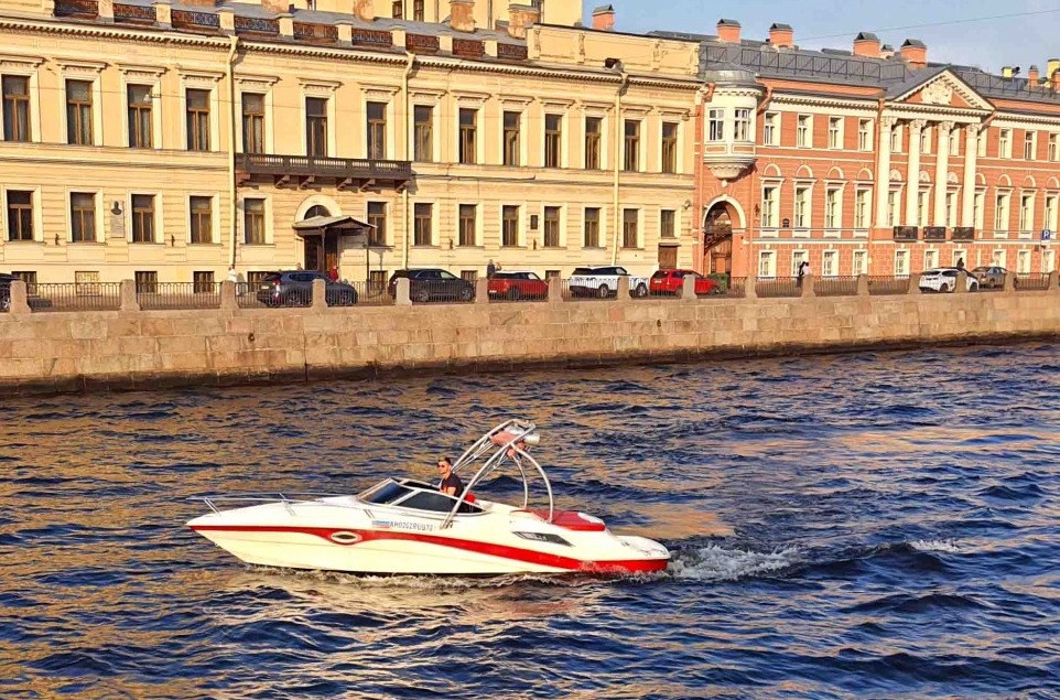 аренда катера на два часа