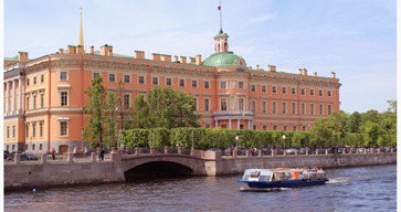речные прогулки на корабликах спб